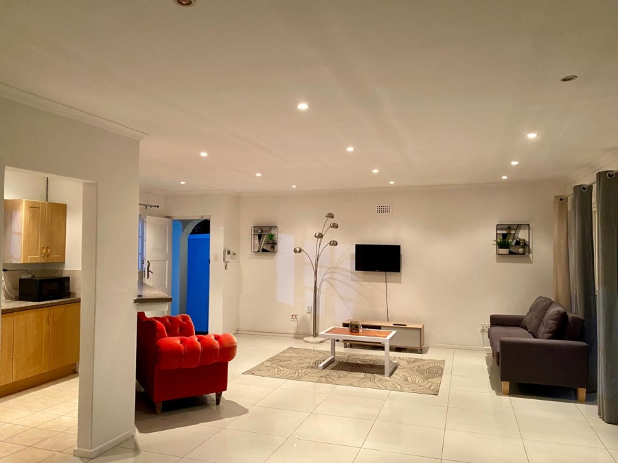 5 Bedroom Property for Sale in Constantia Western Cape